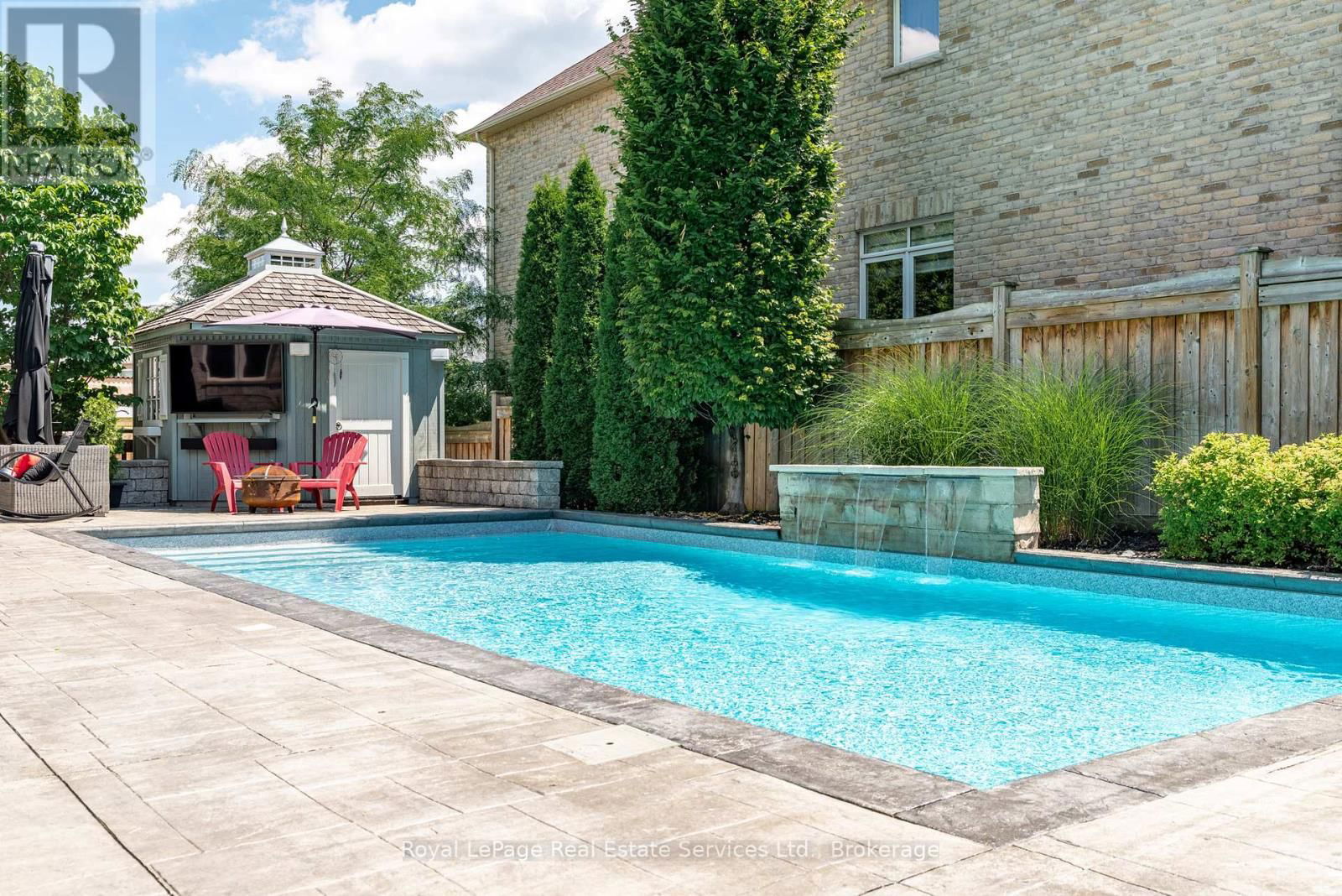 2151 BINGLEY CRESCENT Image 35