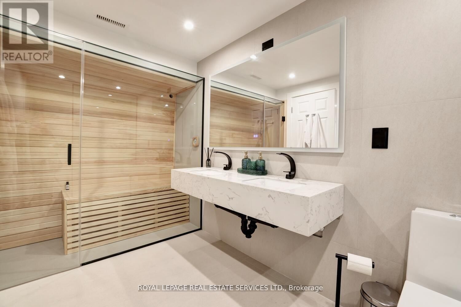 84 SYBELLA STREET Image 29