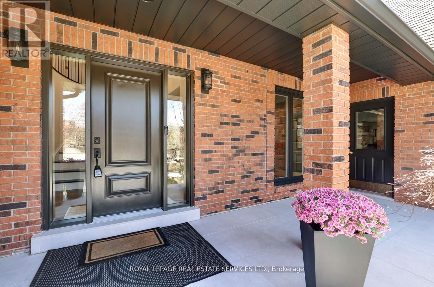 84 SYBELLA STREET Image 3