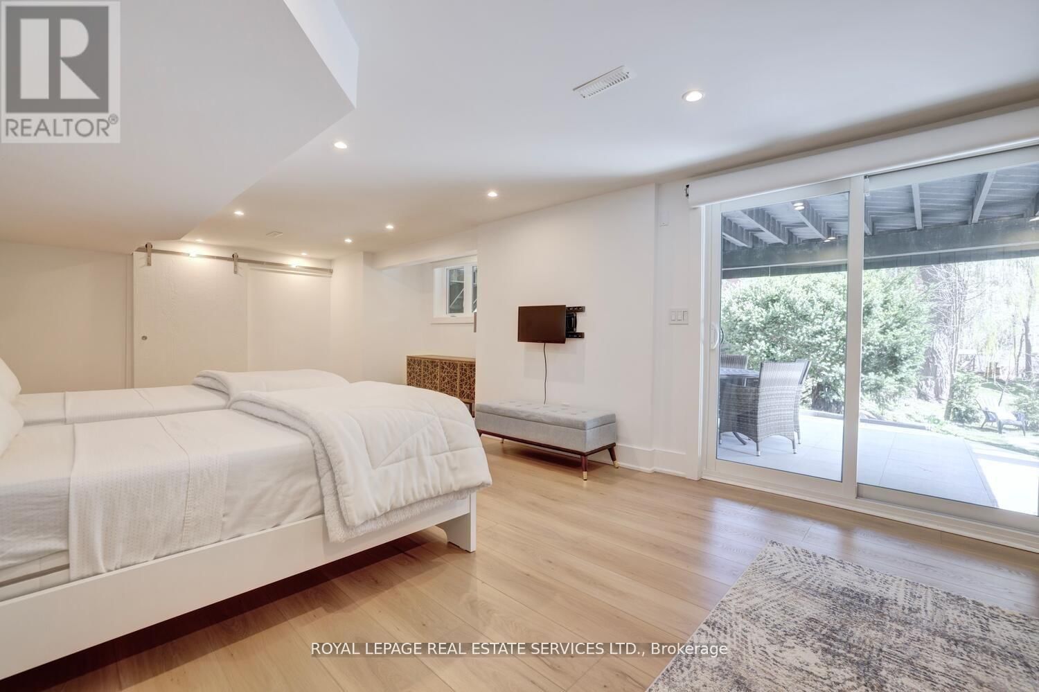 84 SYBELLA STREET Image 30