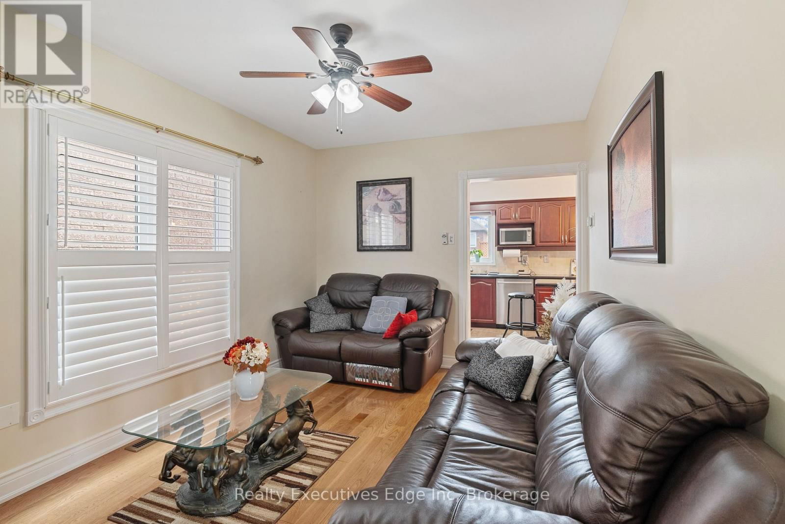 6356 NEWCOMBE DRIVE Image 10