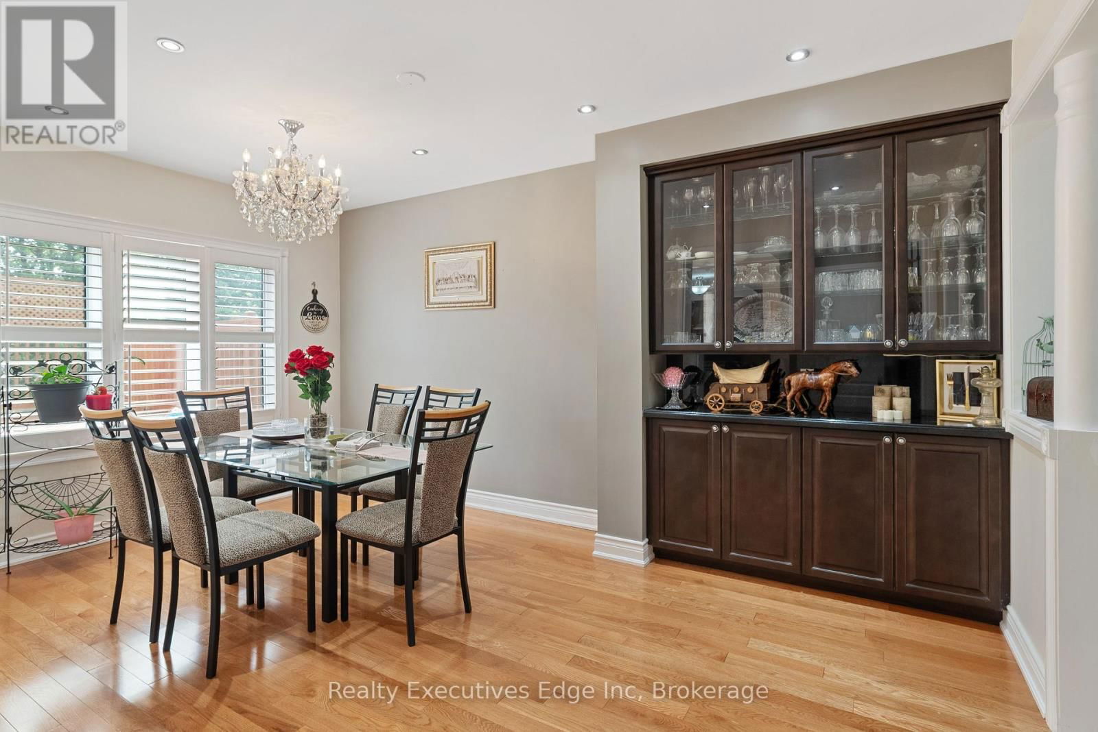 6356 NEWCOMBE DRIVE Image 15