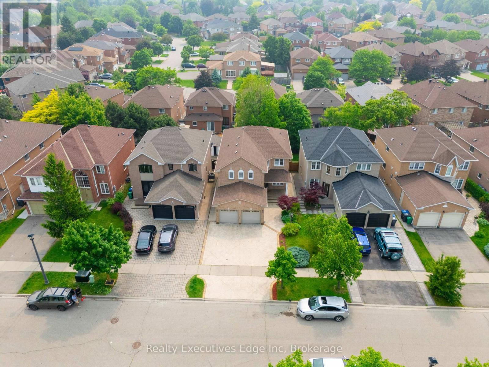 6356 NEWCOMBE DRIVE Image 49