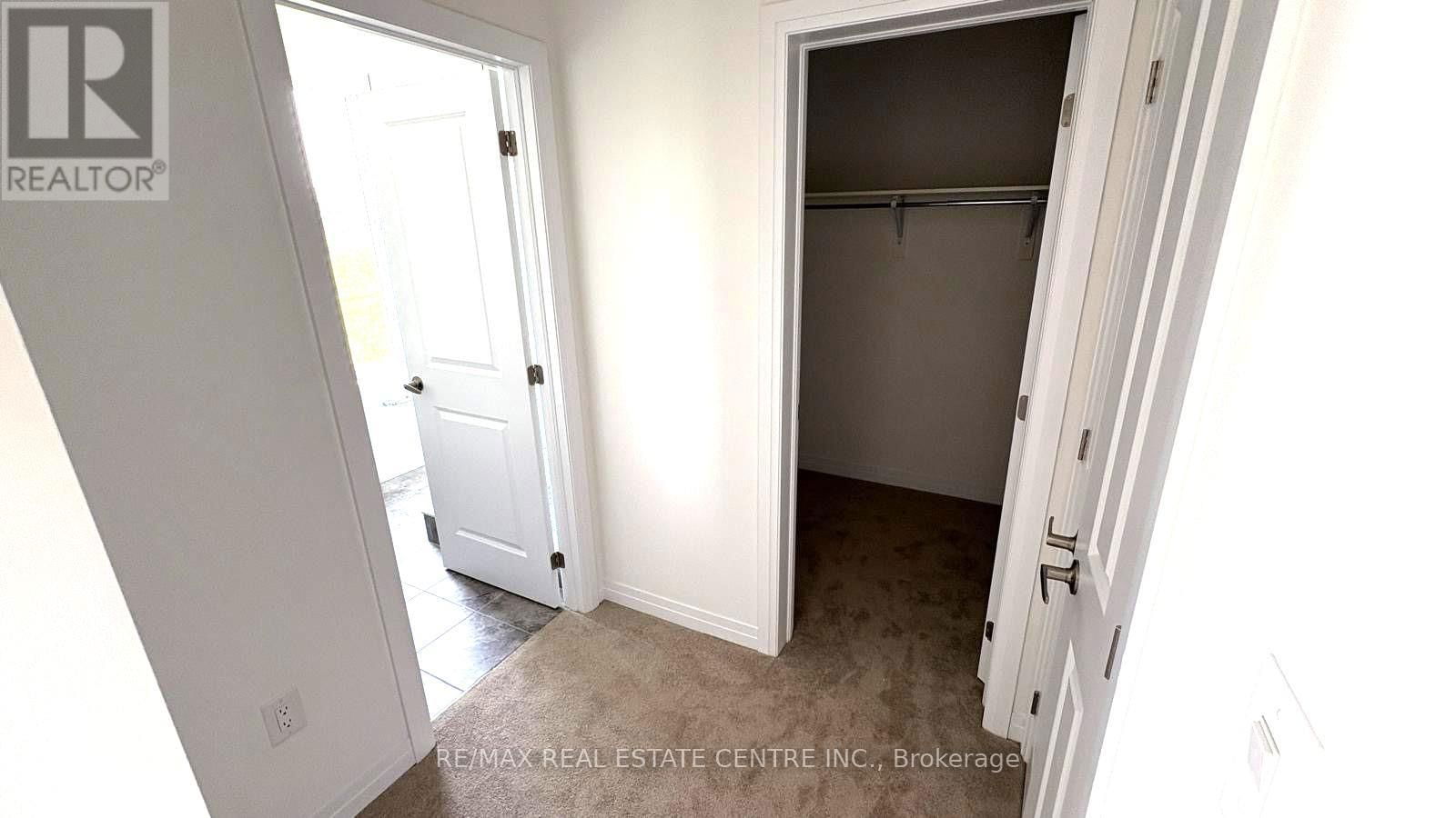 3252 CRYSTAL DRIVE Image 17