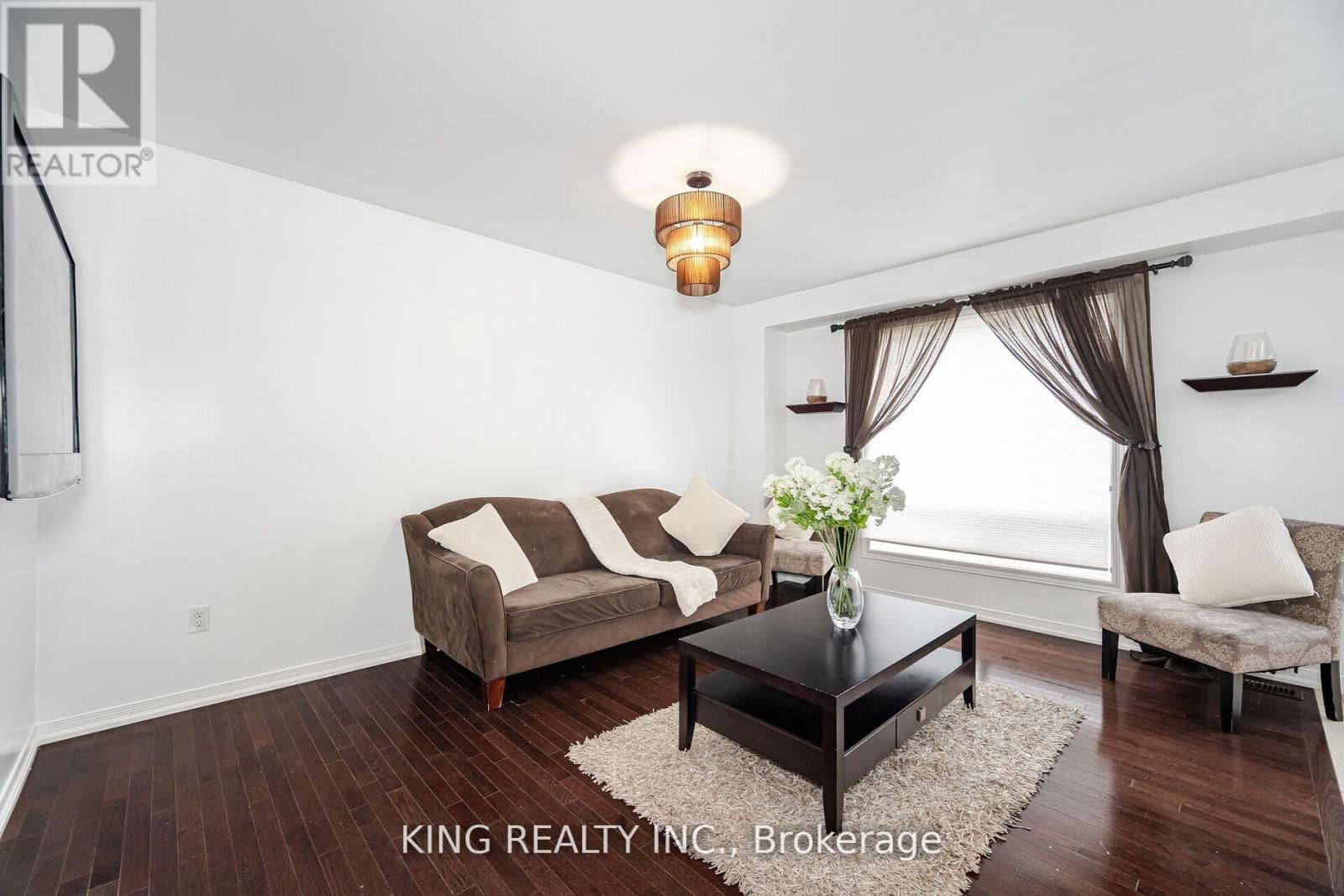 6 NUTWOOD WAY Image 18