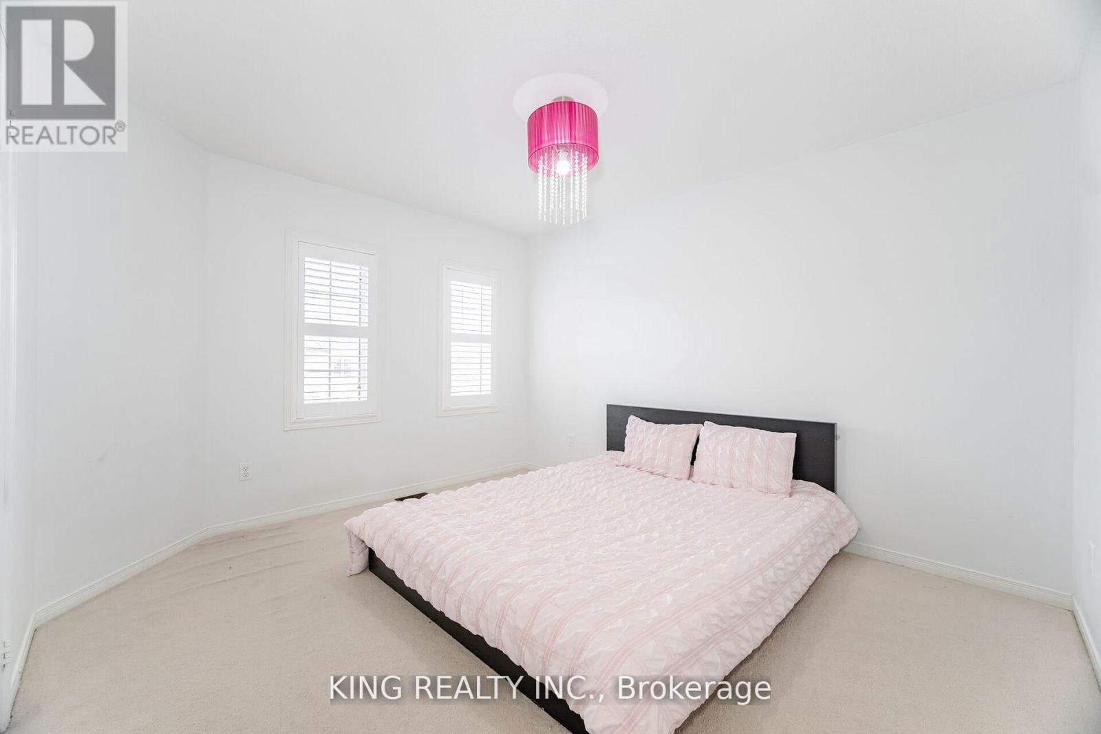 6 NUTWOOD WAY Image 31