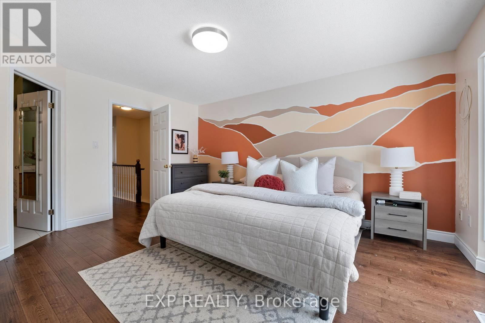 31 - 2025 CLEAVER AVENUE Image 16