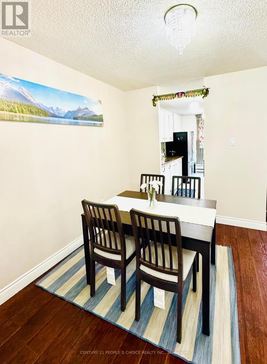 1205 - 21 KNIGHTSBRIDGE ROAD Image 4