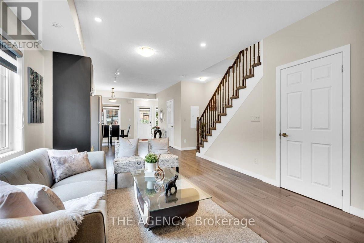7 FORBES AVENUE Image 19