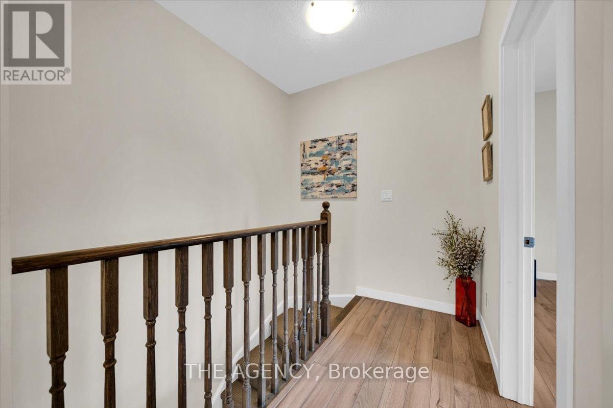 7 FORBES AVENUE Image 21