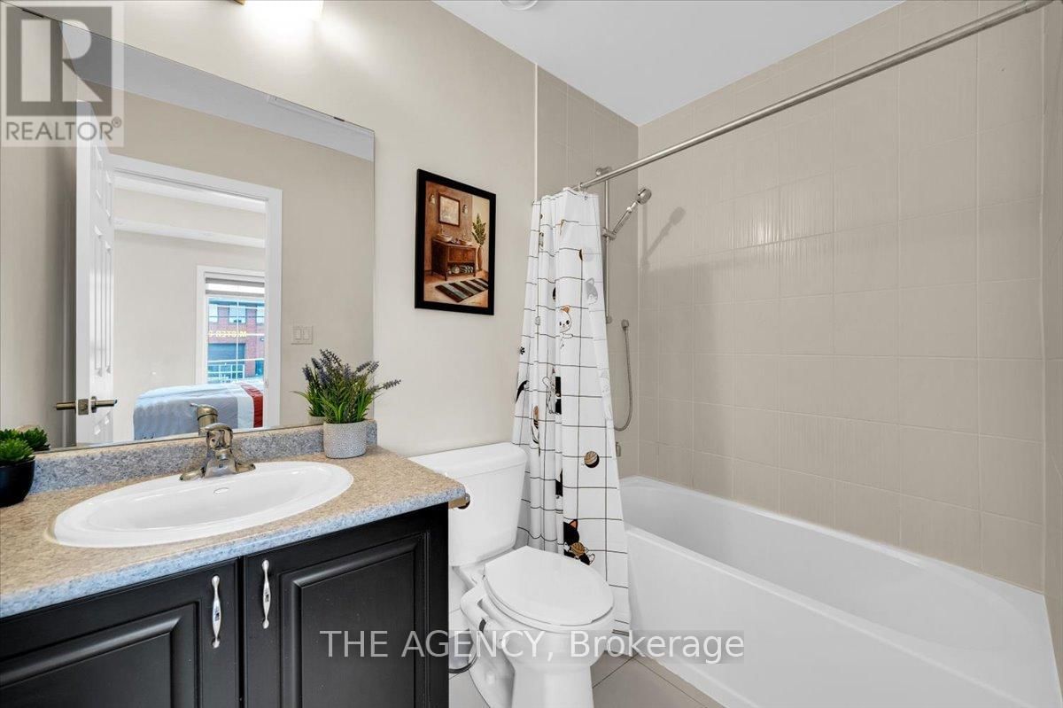 7 FORBES AVENUE Image 24