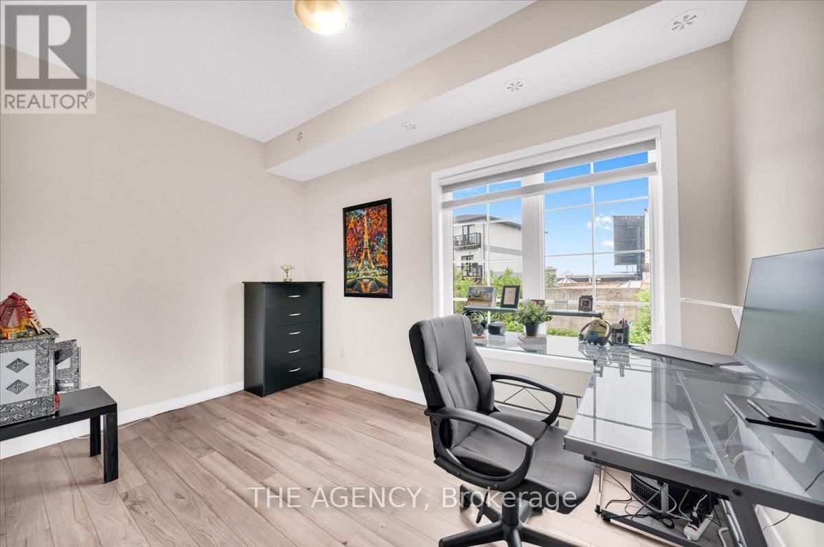 7 FORBES AVENUE Image 26