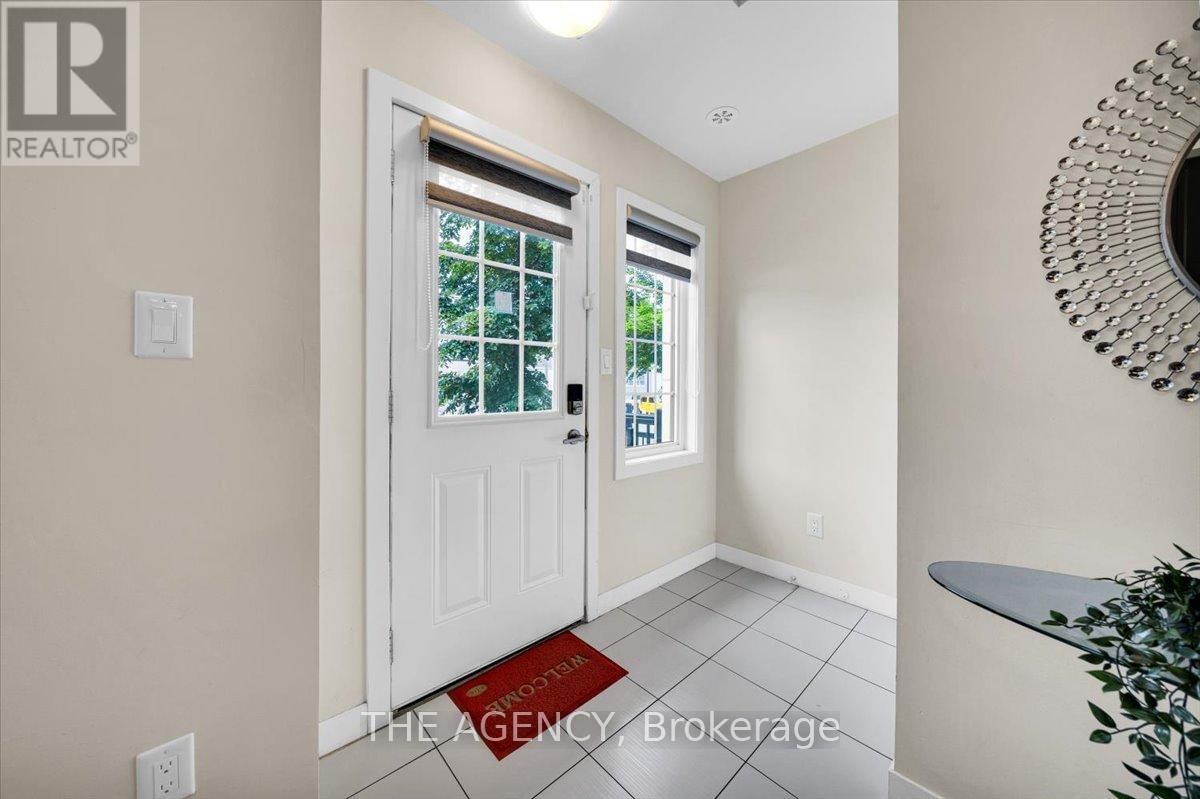 7 FORBES AVENUE Image 8