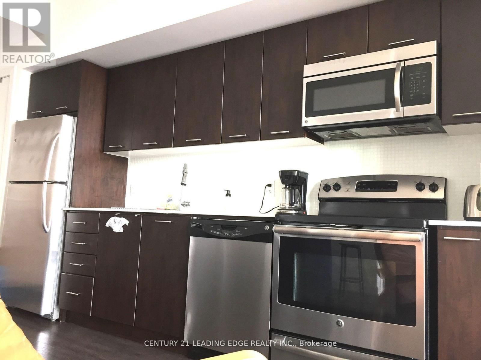 2710 - 2220 LAKE SHORE BOULEVARD WEST Image 3