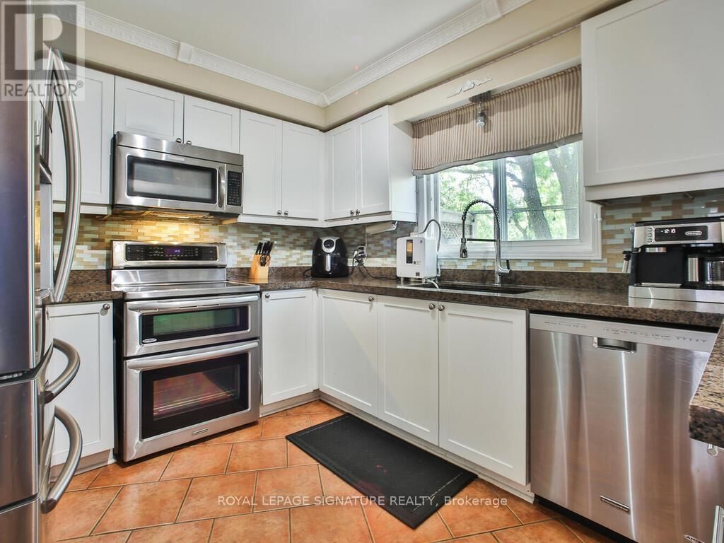 4470 IDLEWILDE CRESCENT Image 13