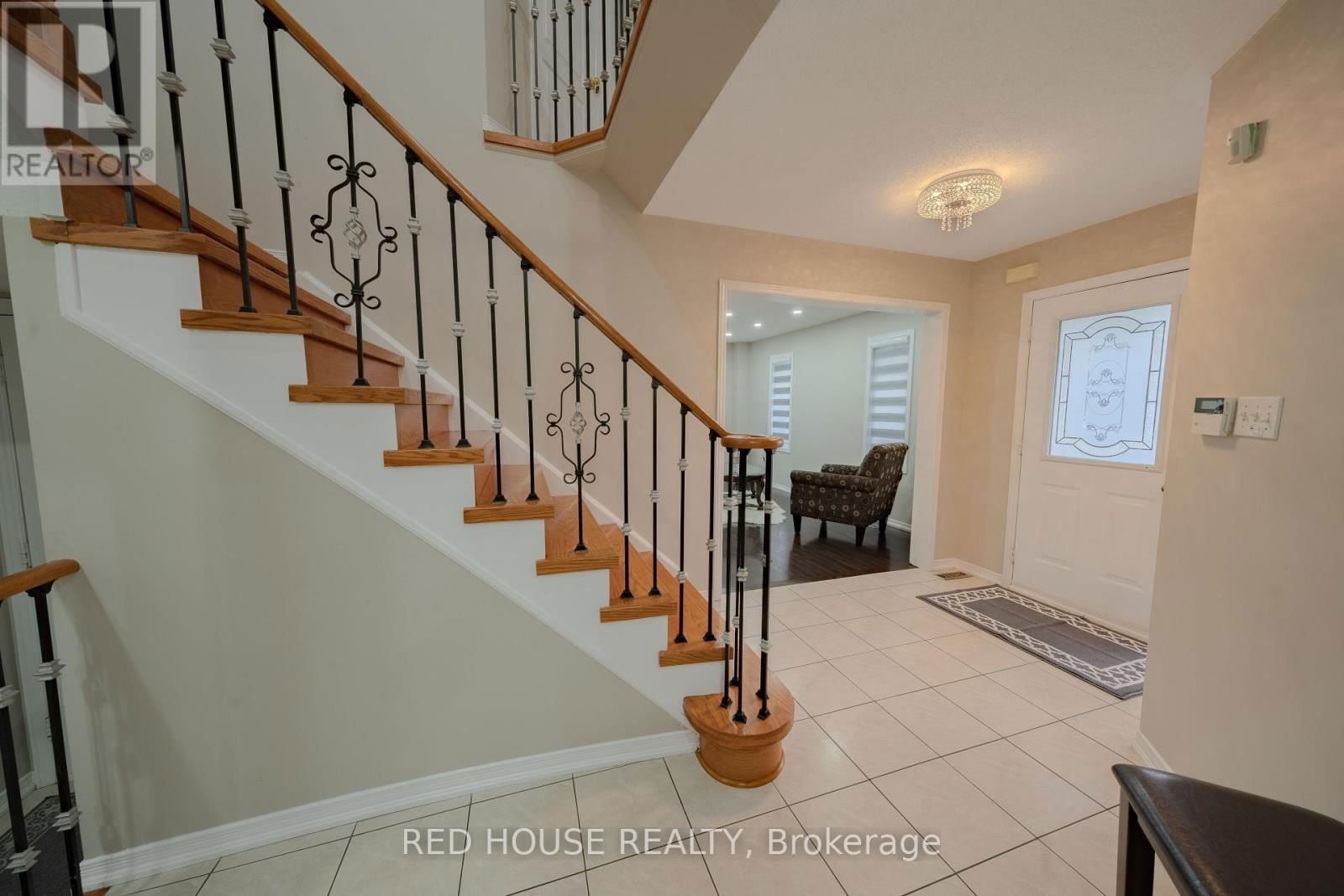 46 PASSFIELD TRAIL Image 34