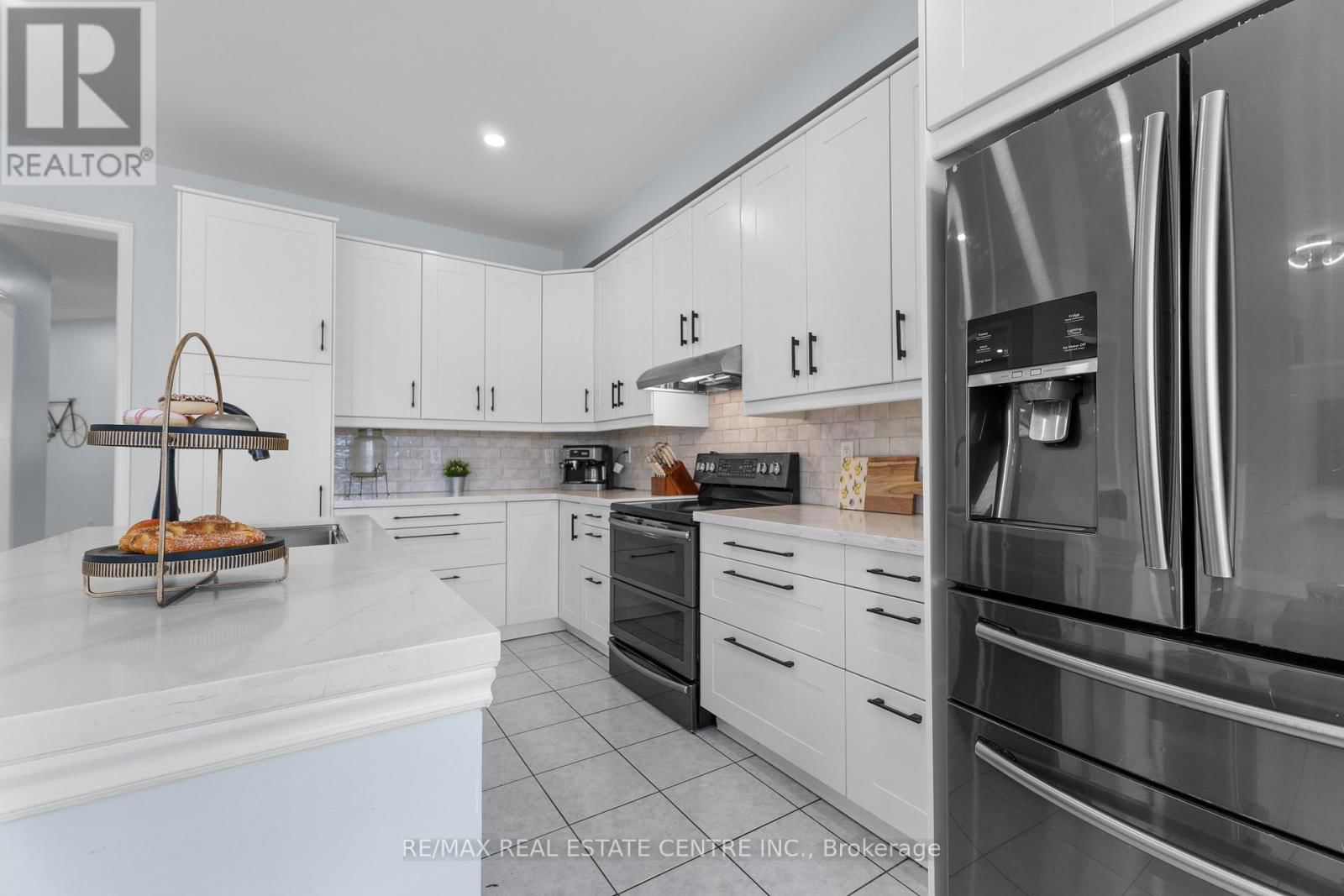 42 ZIA DODDA CRESCENT Image 11