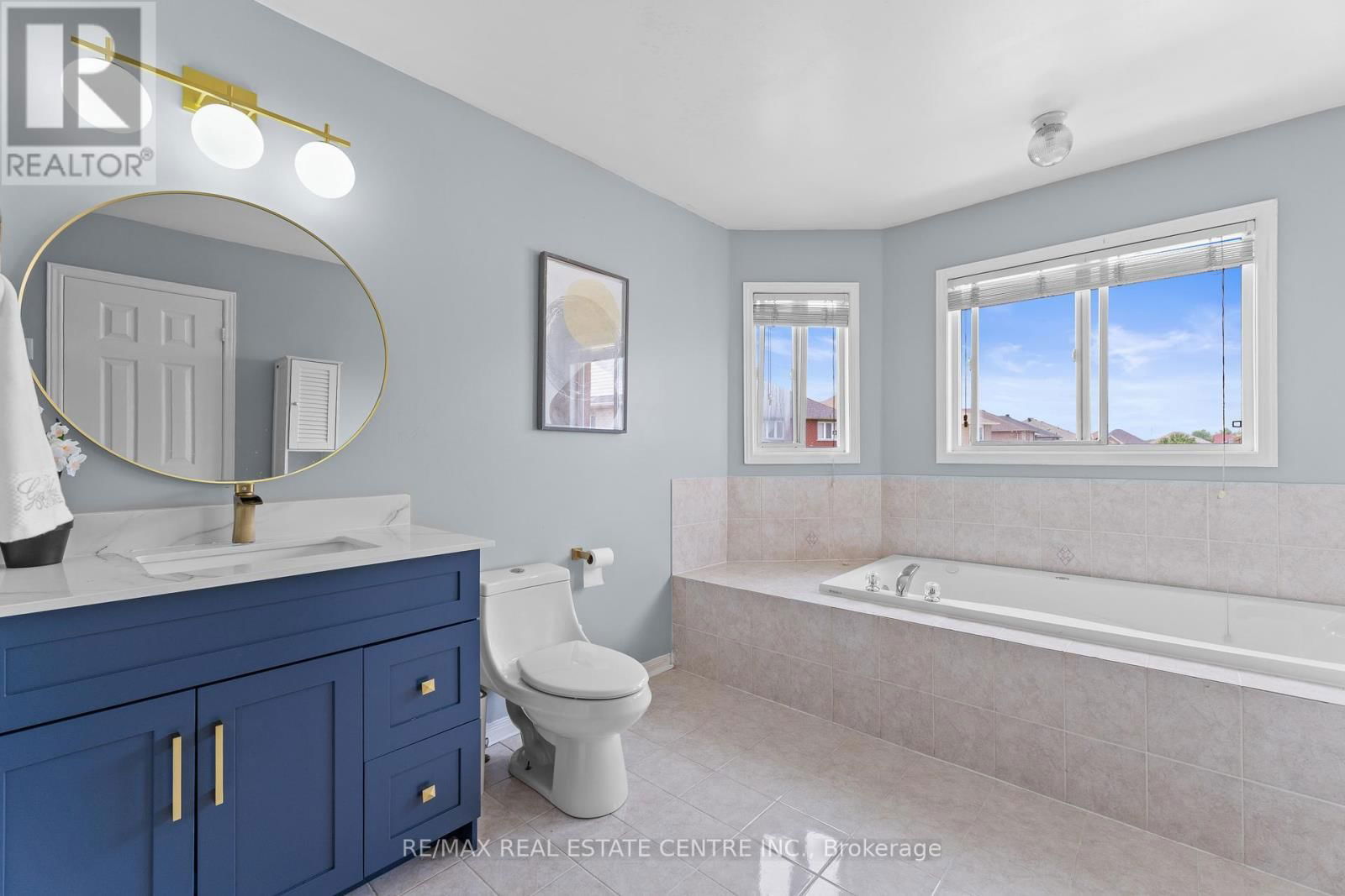 42 ZIA DODDA CRESCENT Image 26
