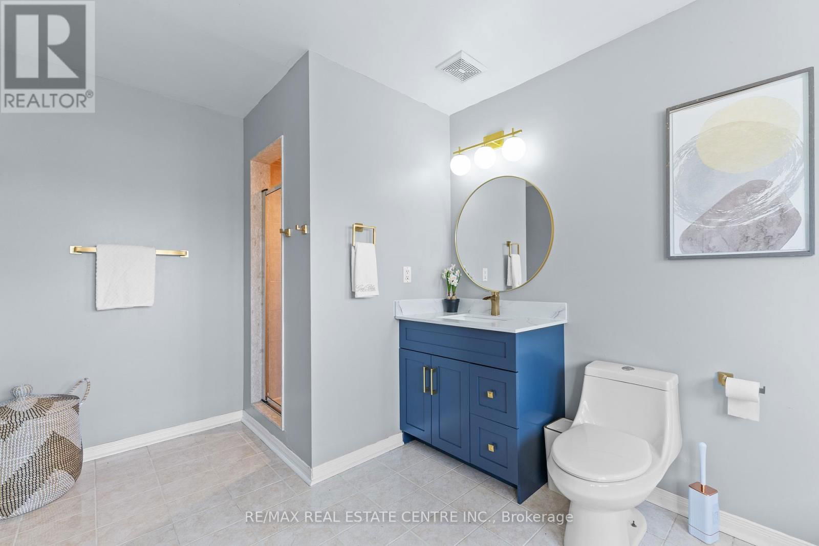 42 ZIA DODDA CRESCENT Image 27