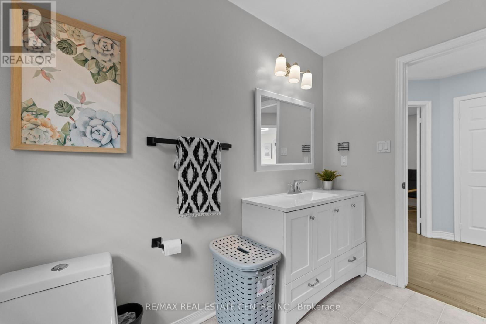 42 ZIA DODDA CRESCENT Image 37
