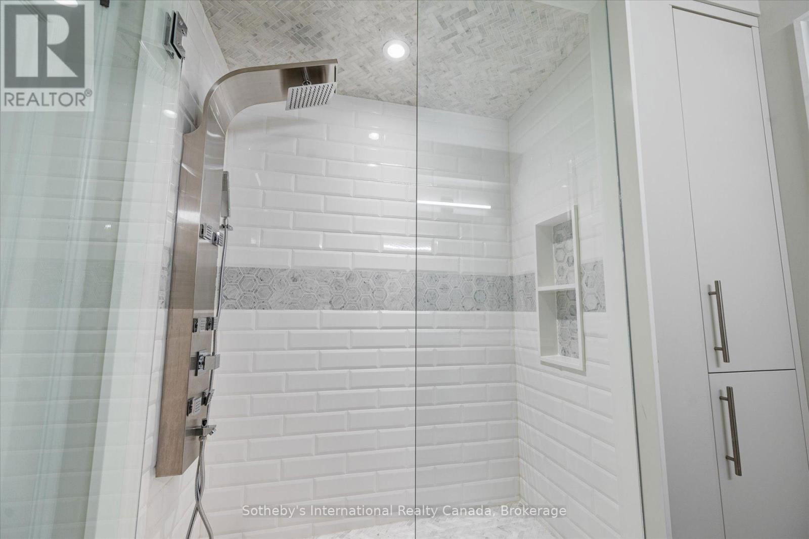 4169 LAKESHORE ROAD Image 26