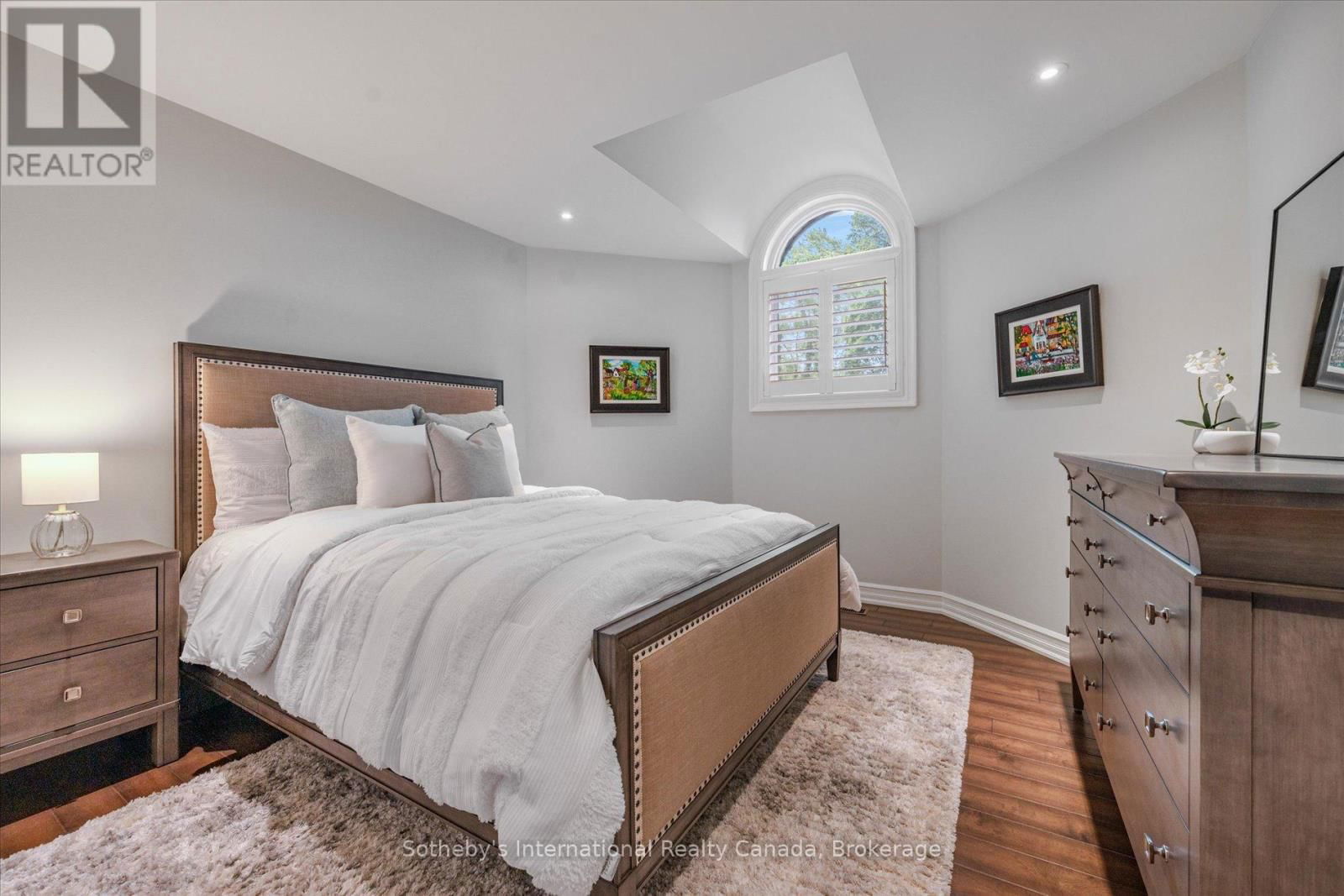 4169 LAKESHORE ROAD Image 27