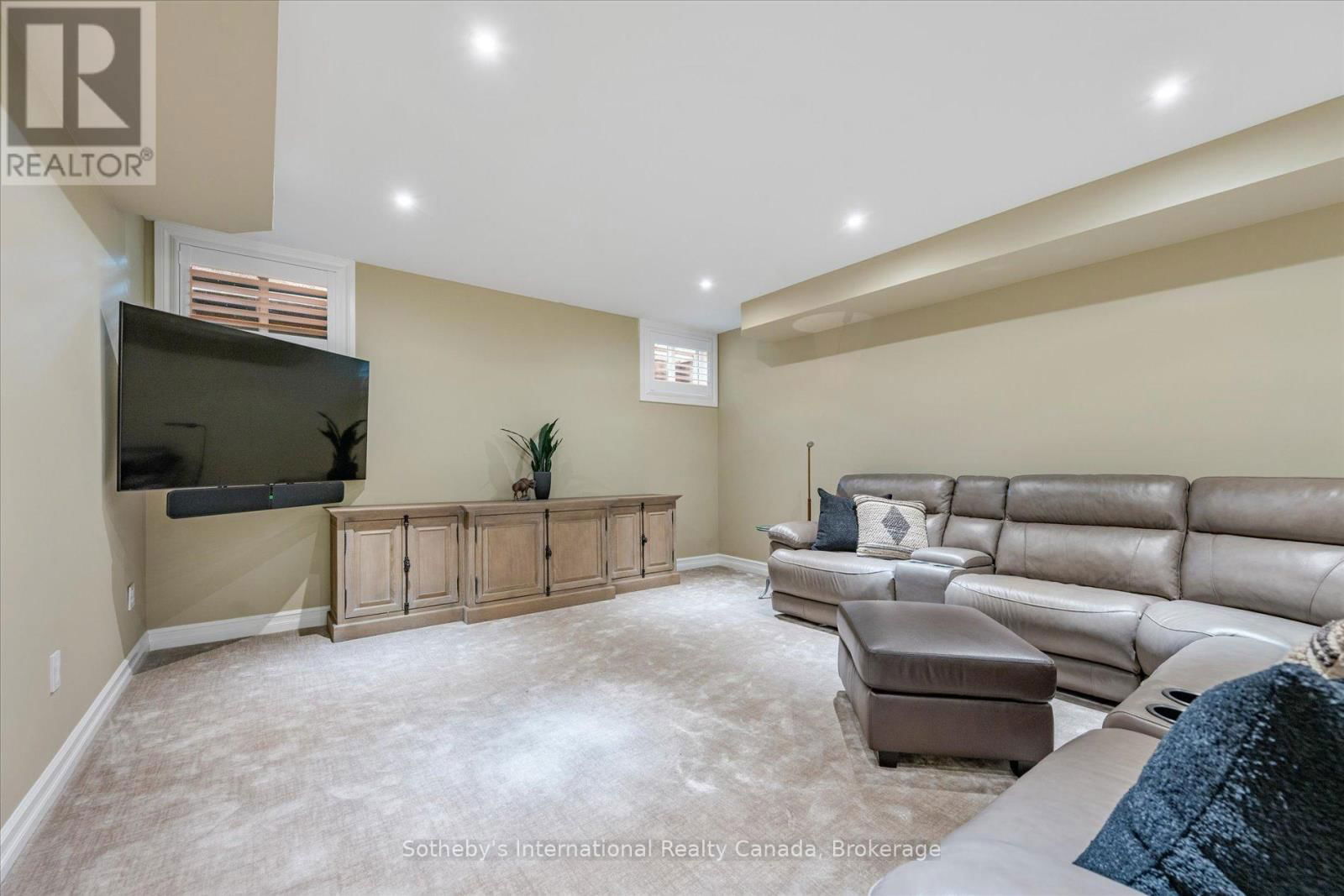 4169 LAKESHORE ROAD Image 36