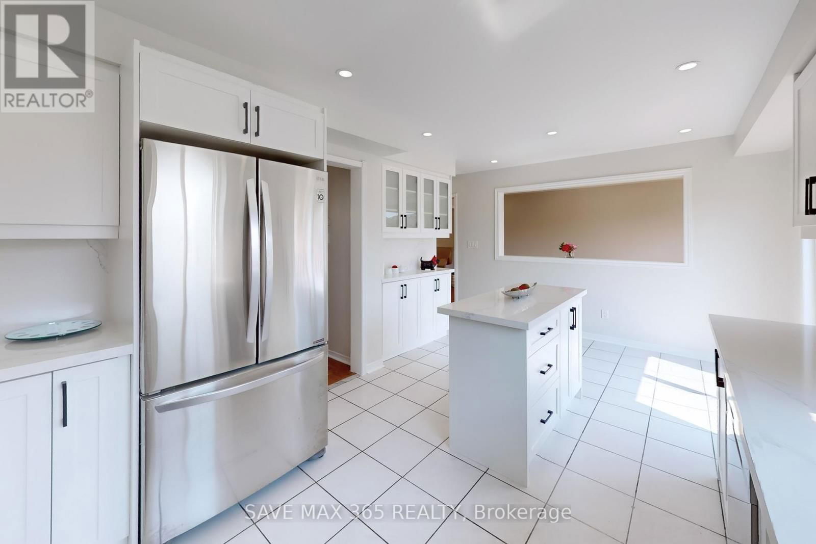5550 BOLLINGTON DRIVE Image 12