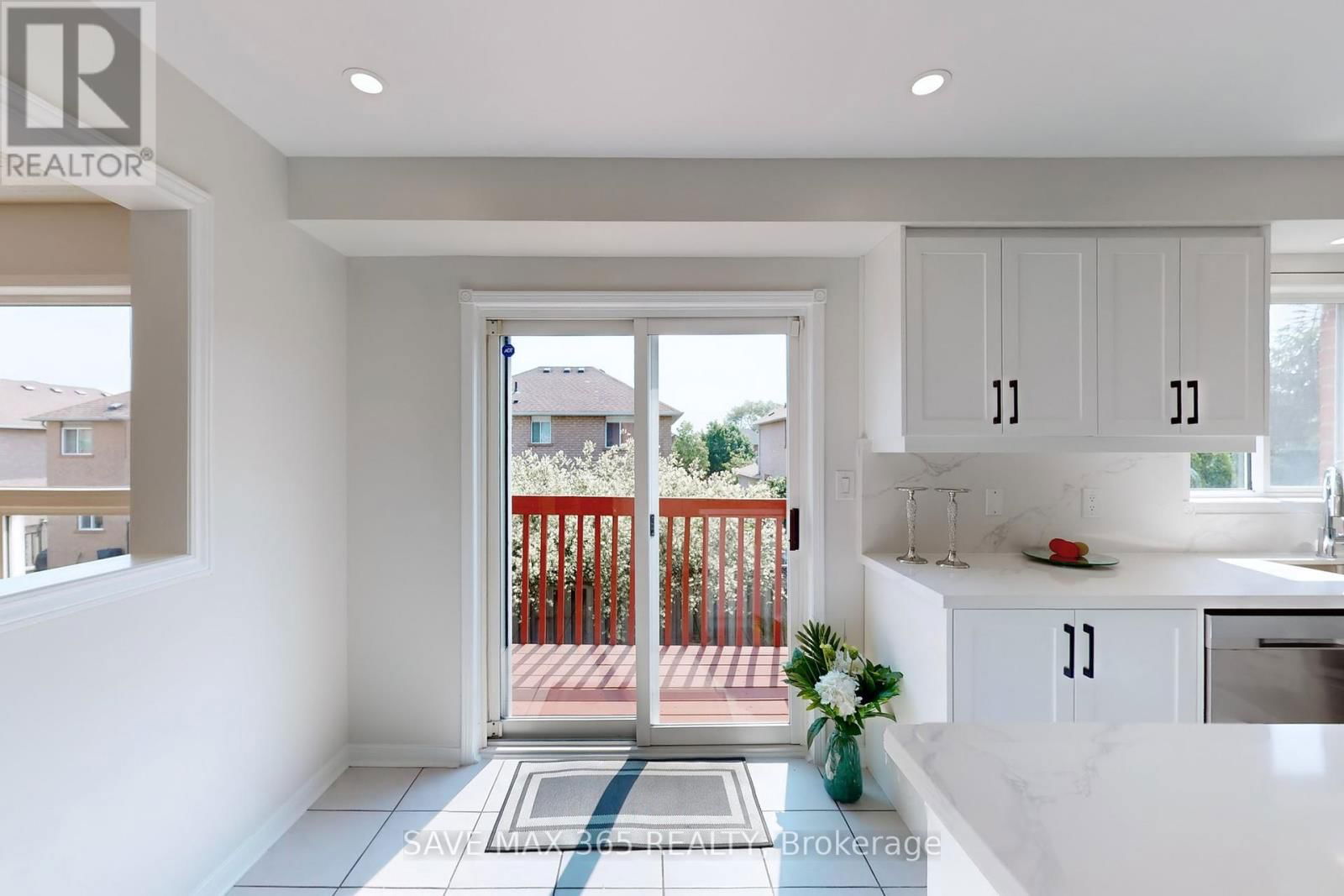 5550 BOLLINGTON DRIVE Image 13
