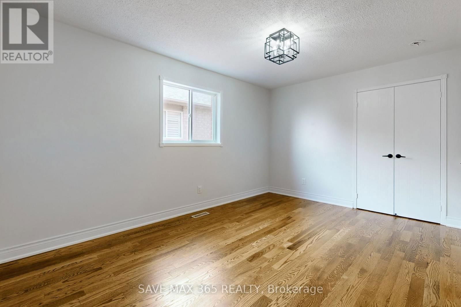 5550 BOLLINGTON DRIVE Image 25