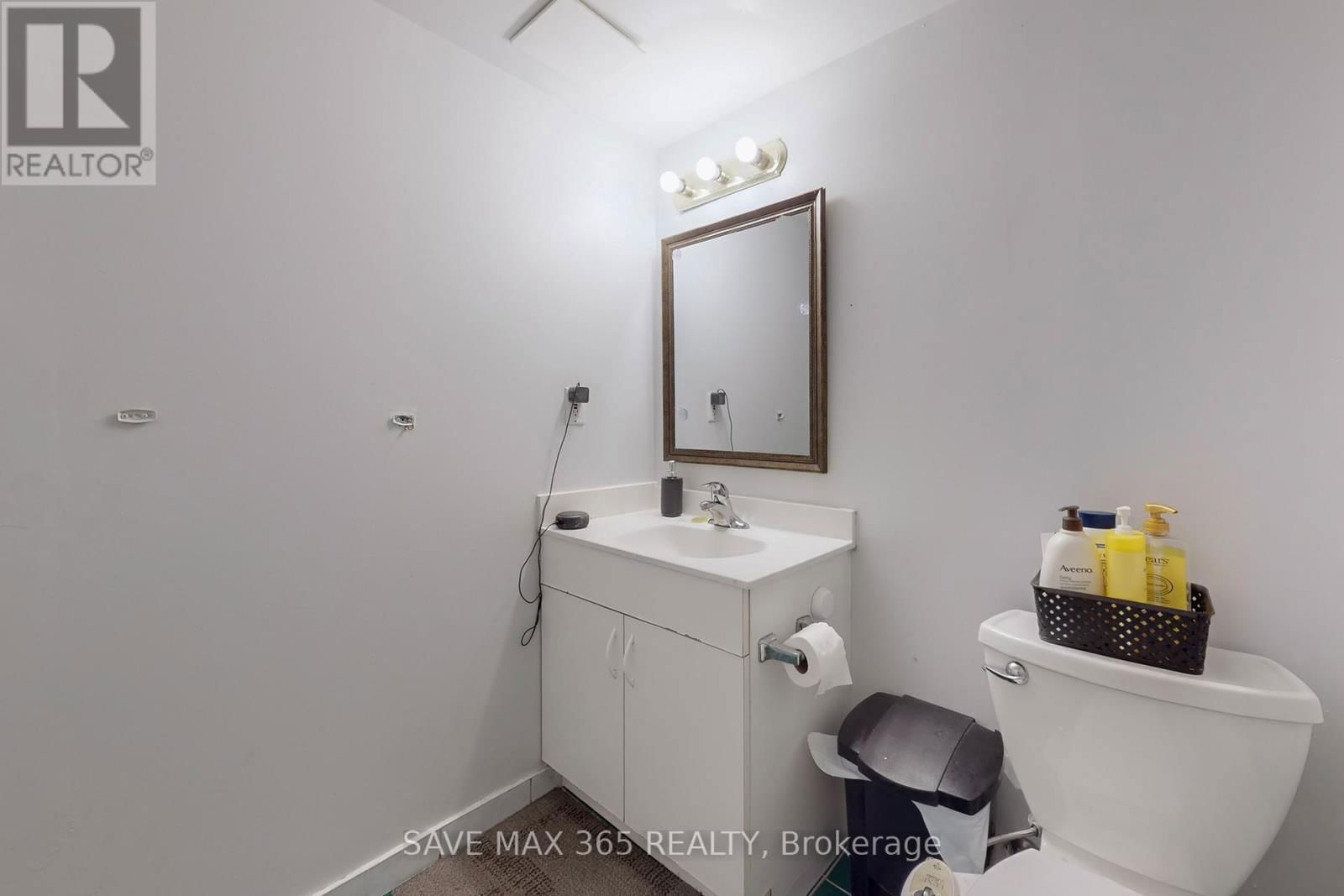 5550 BOLLINGTON DRIVE Image 33