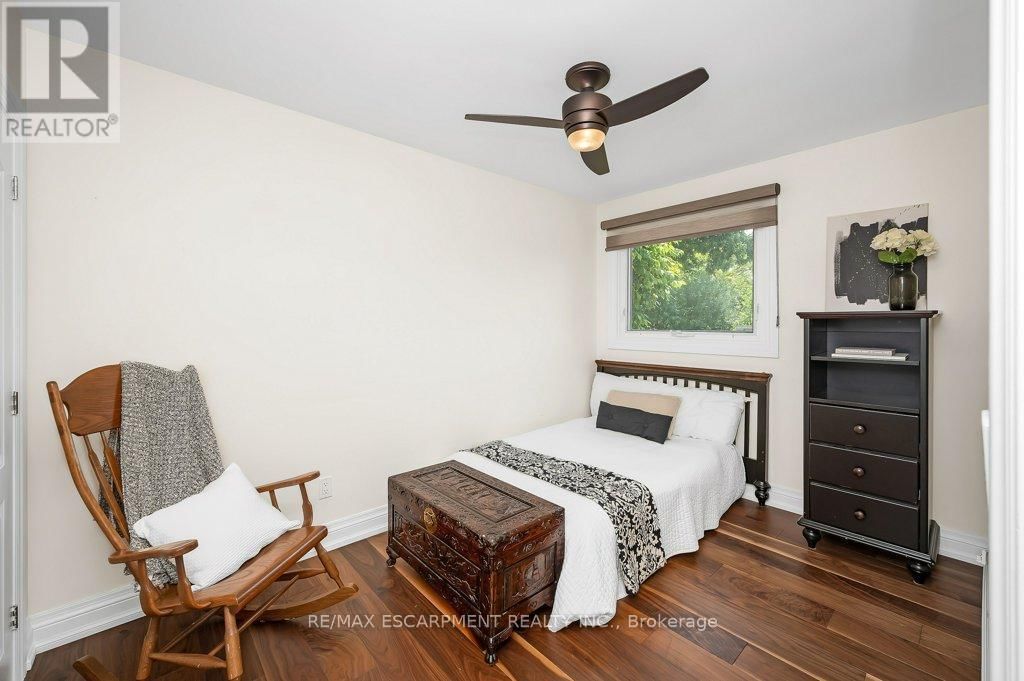 1484 SEAVIEW DRIVE Image 24