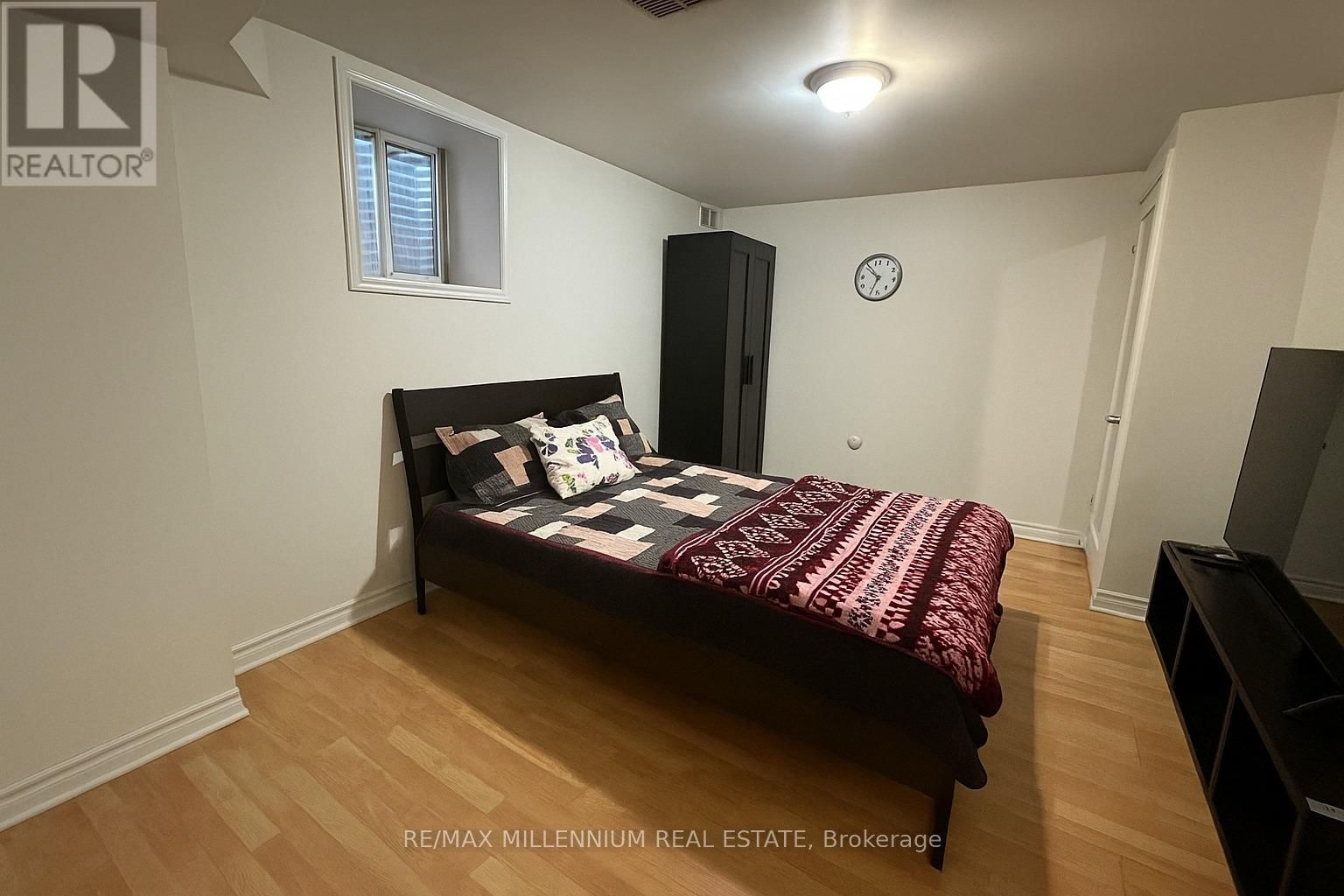 5374 TURNEY DRIVE Image 7