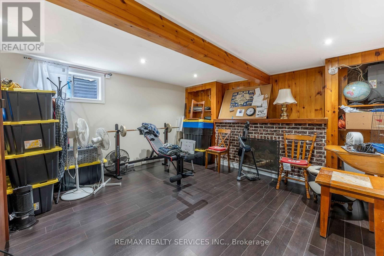 8 HEATHERSIDE COURT SOUTH Image 22