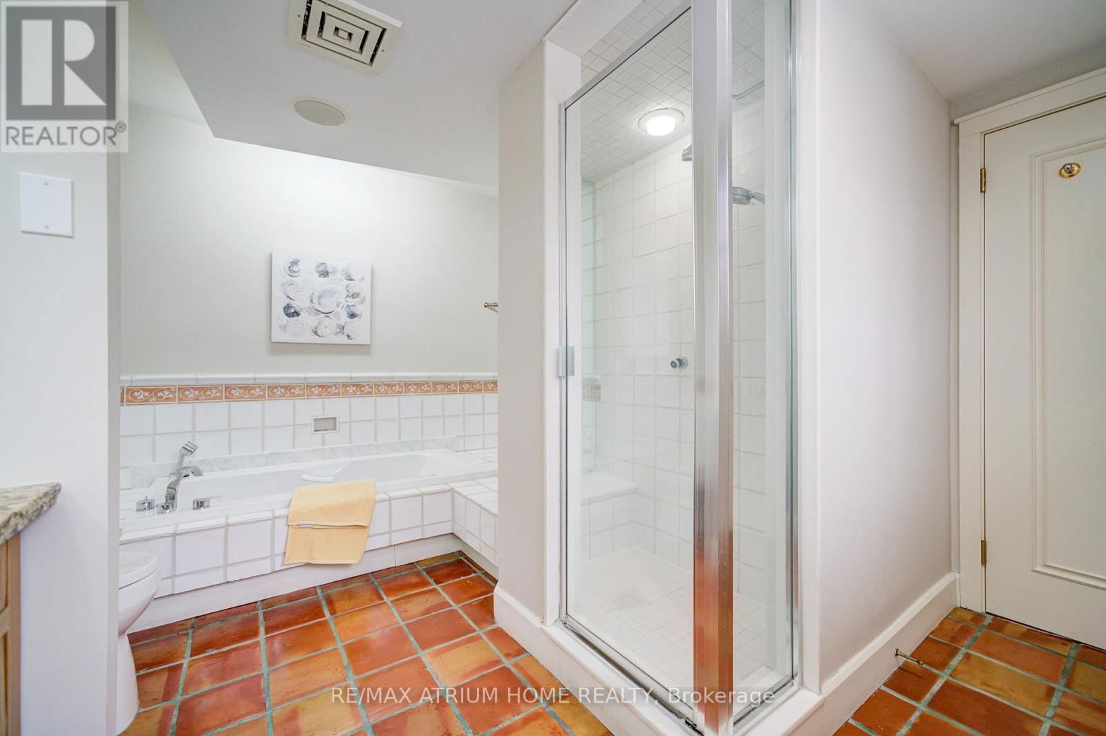 223 TRELAWN AVENUE Image 18