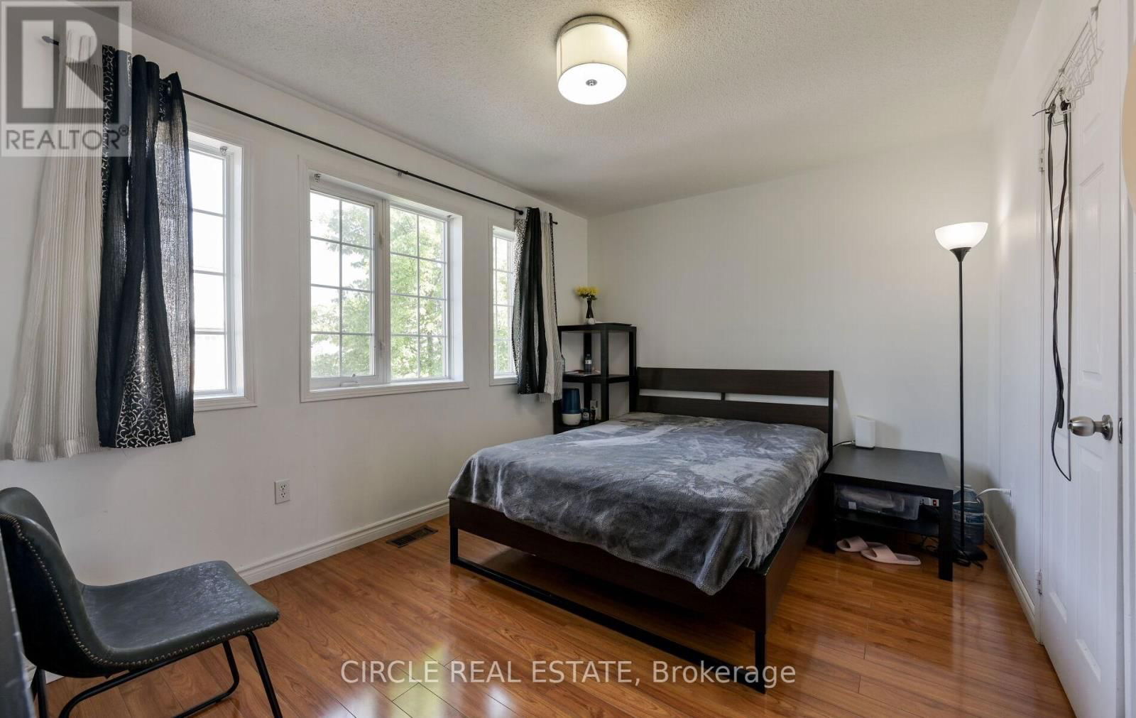 20 - 20 SPADINA ROAD Image 16