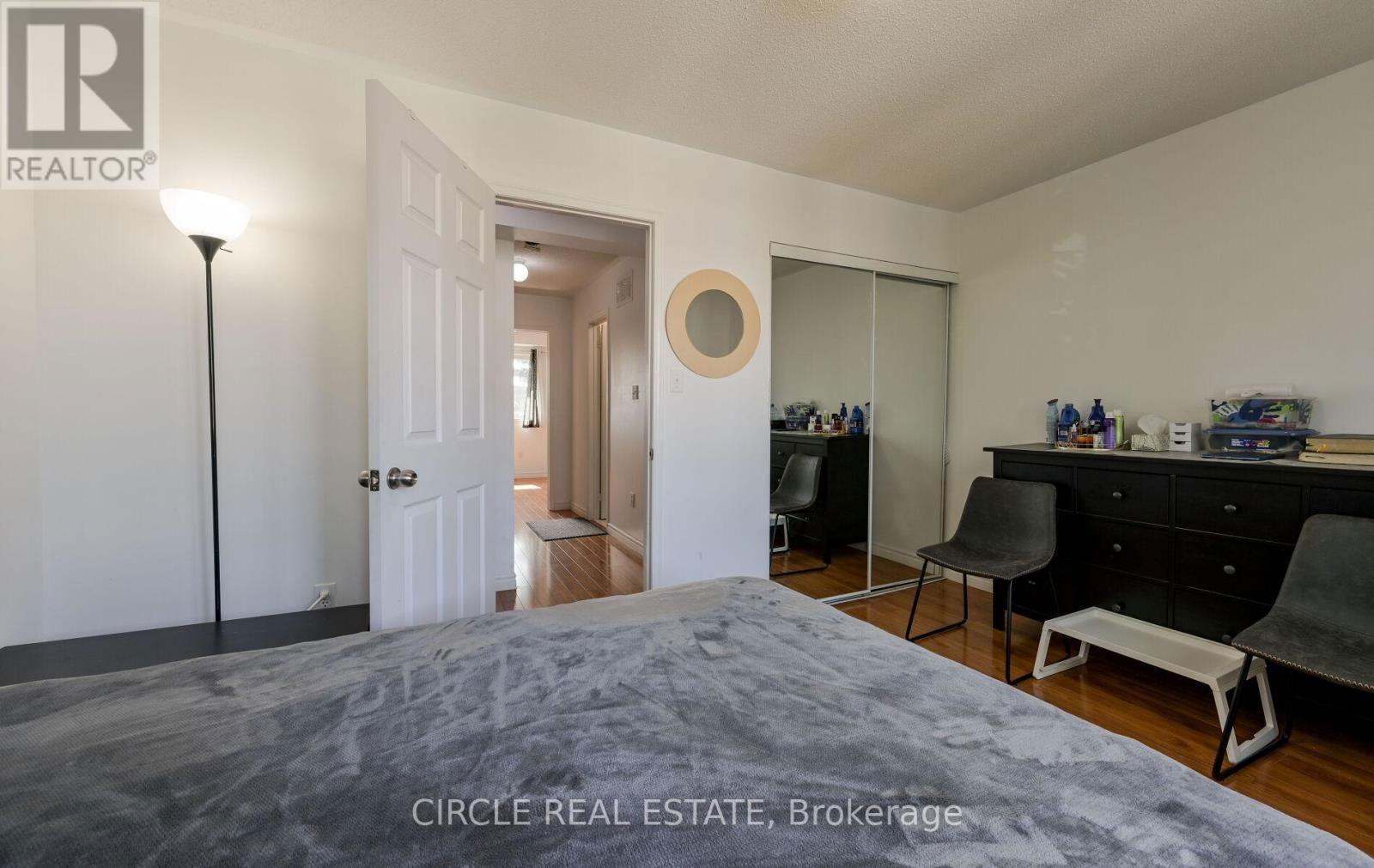 20 - 20 SPADINA ROAD Image 17