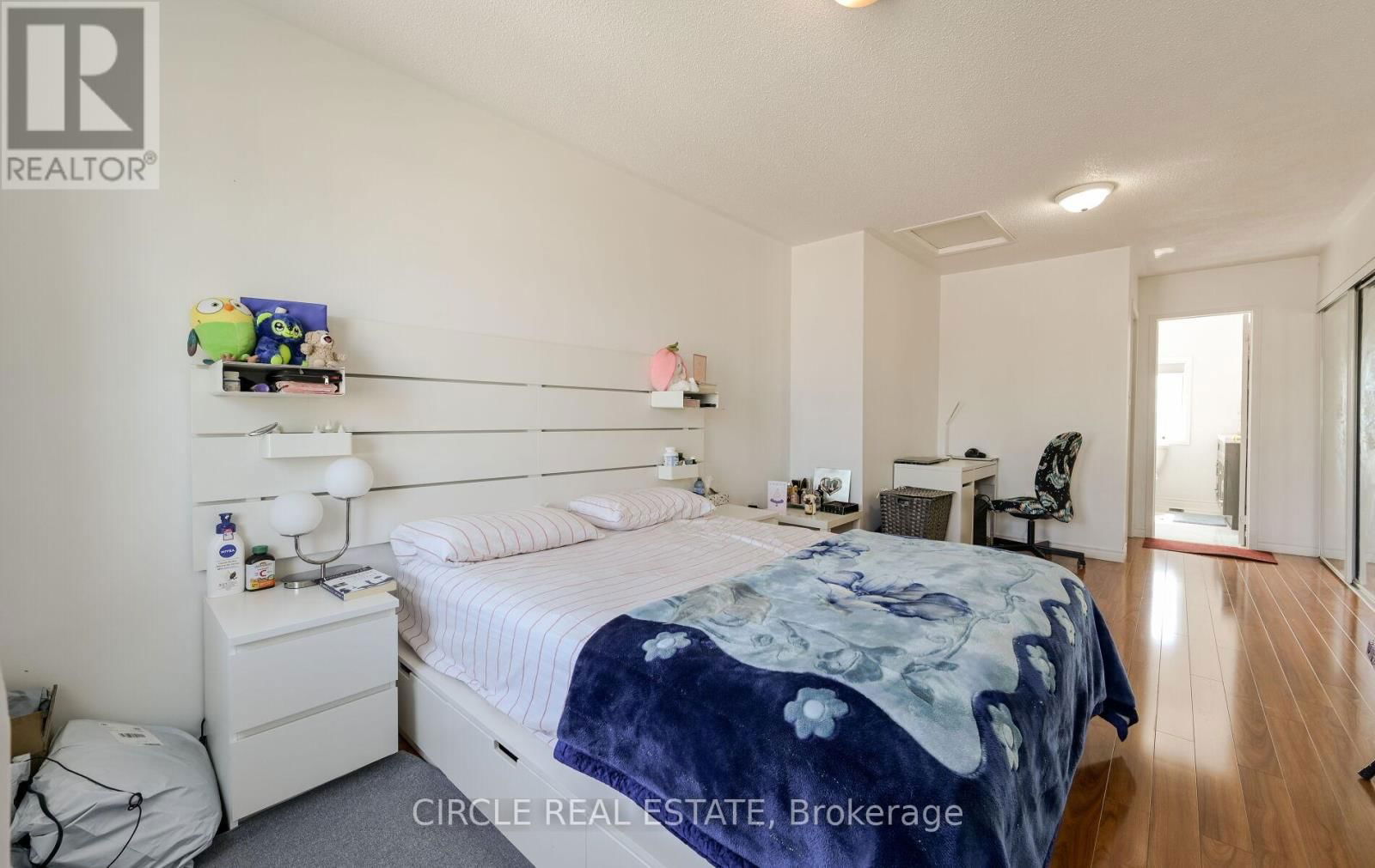 20 - 20 SPADINA ROAD Image 21