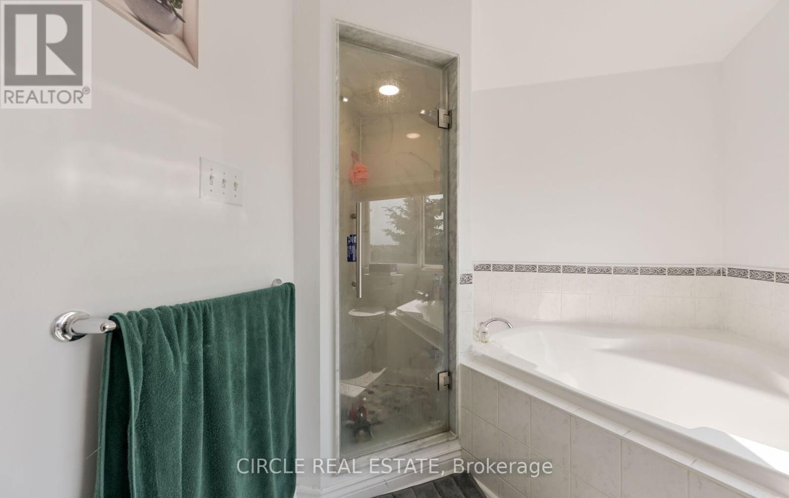 20 - 20 SPADINA ROAD Image 23