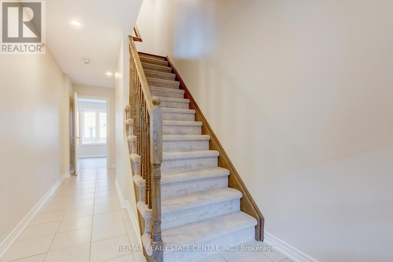 7 RABBIT RUN WAY Image 7