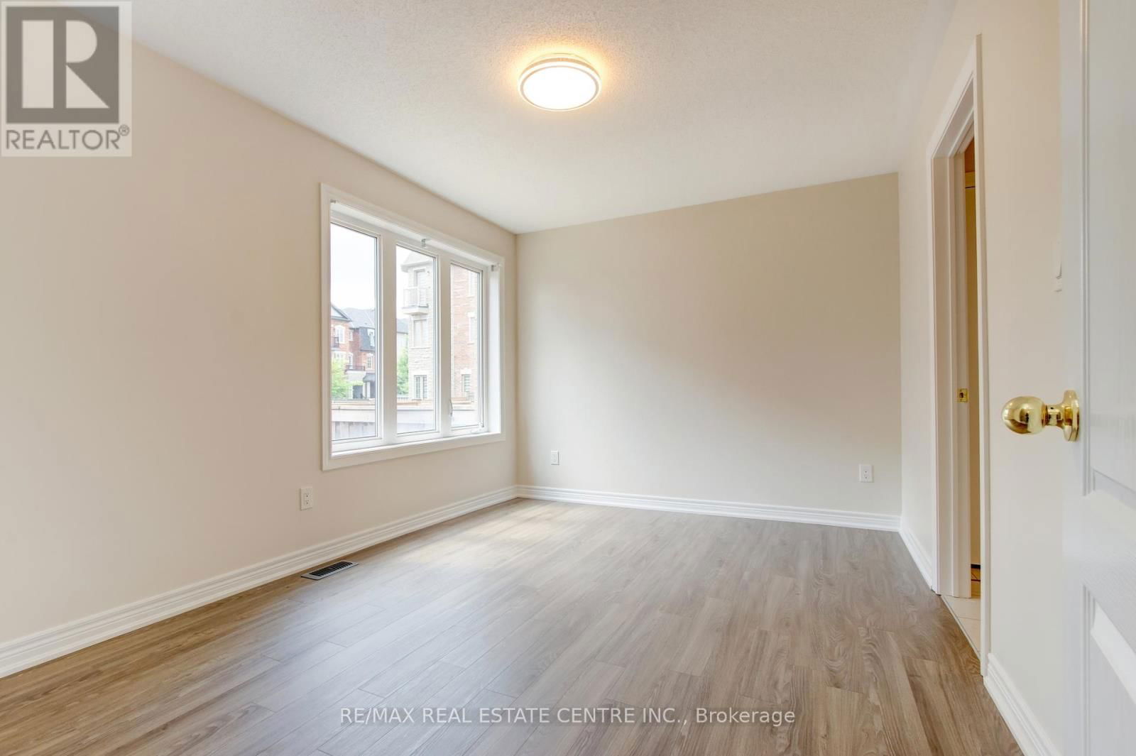 7 RABBIT RUN WAY Image 9