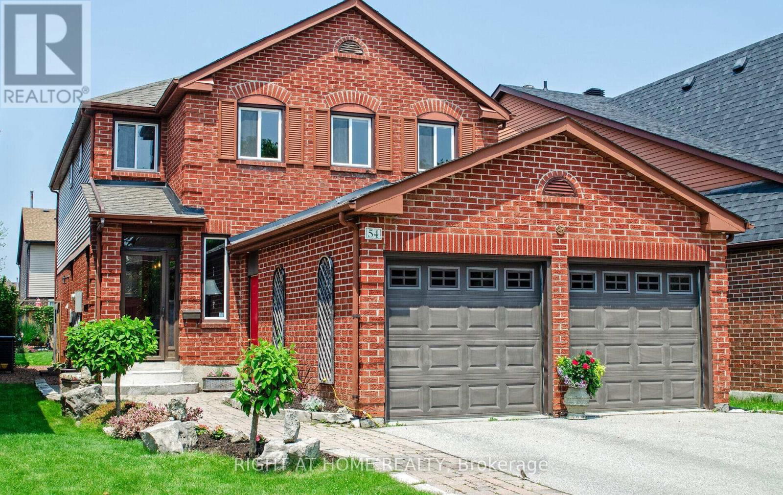 54 FERGUSON PLACE Image 1