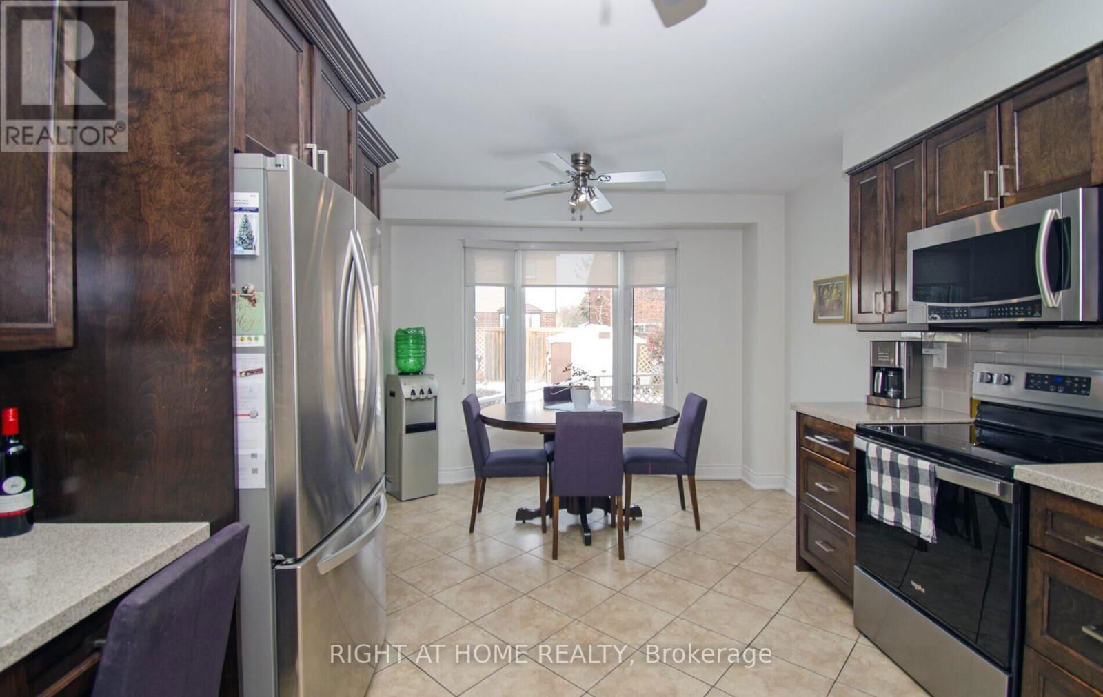 54 FERGUSON PLACE Image 12