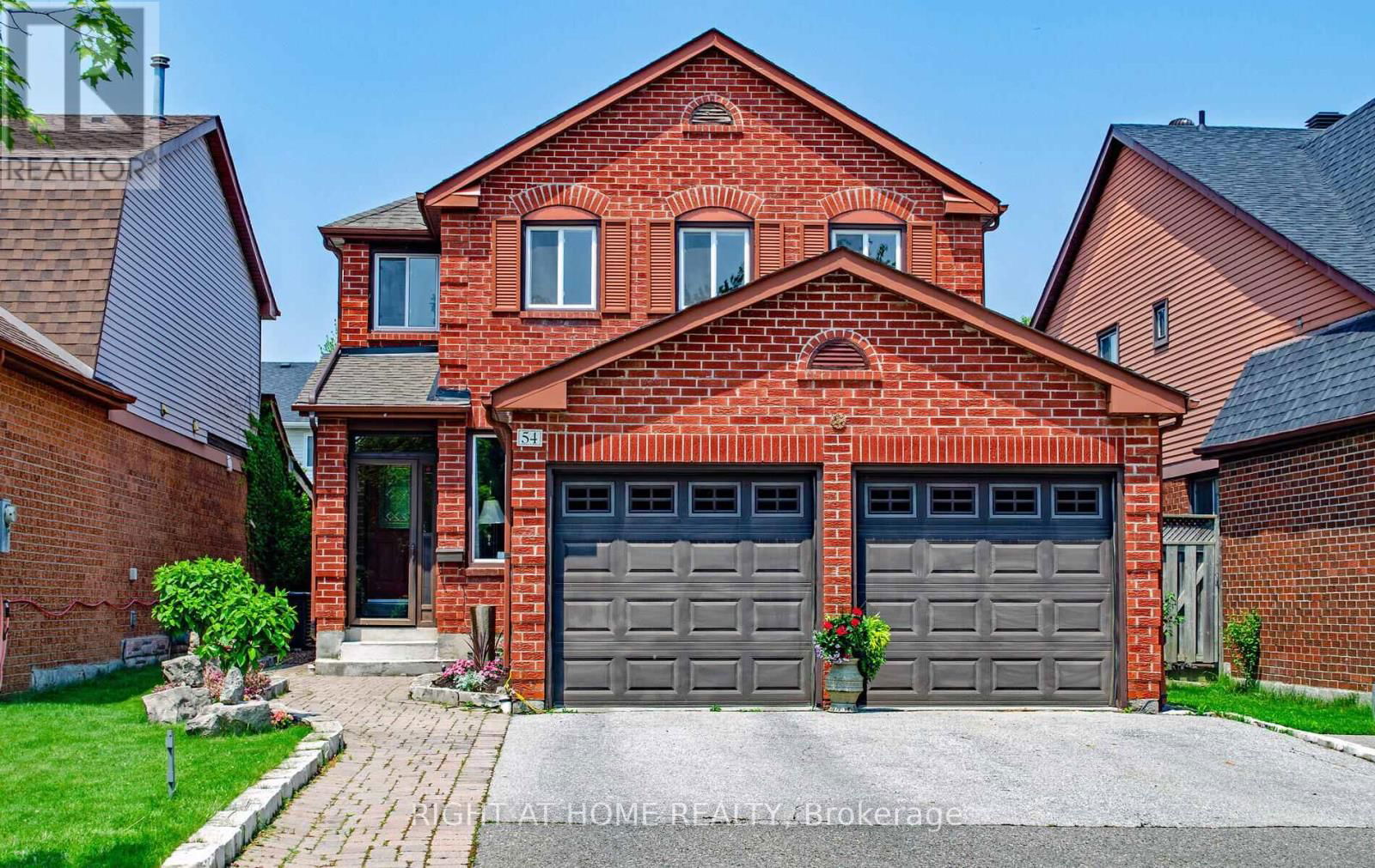 54 FERGUSON PLACE Image 2