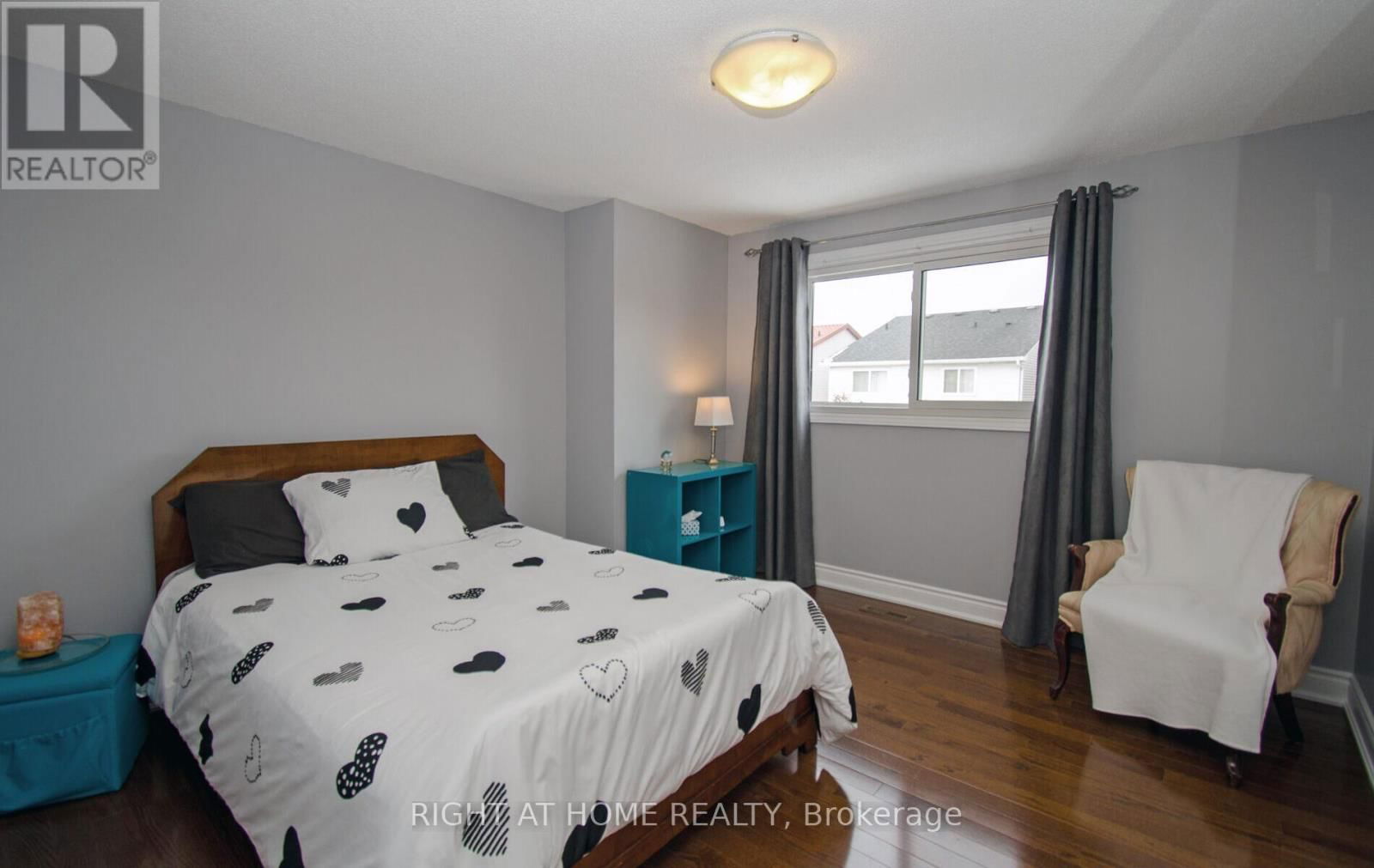 54 FERGUSON PLACE Image 30