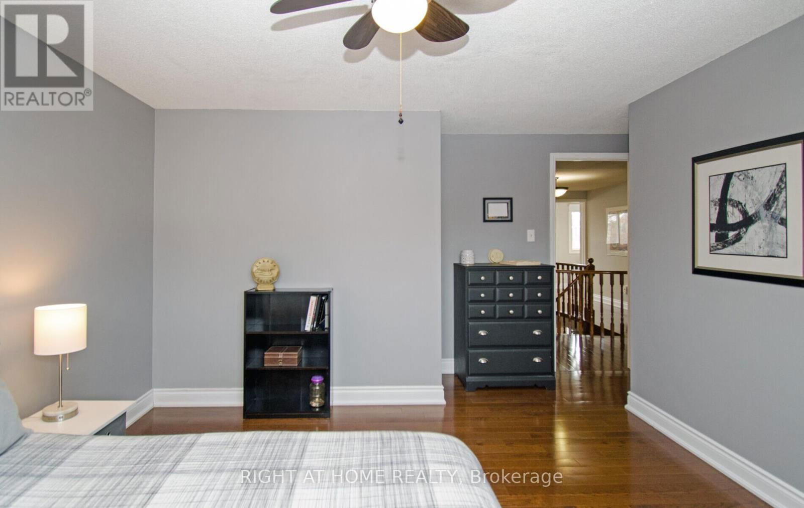 54 FERGUSON PLACE Image 33