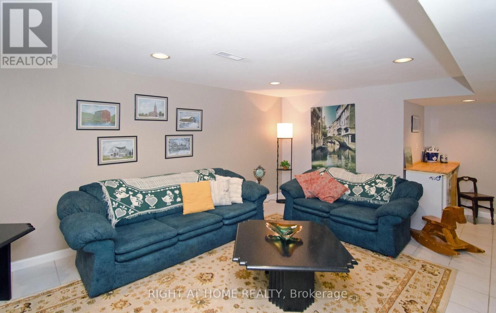 54 FERGUSON PLACE Image 37