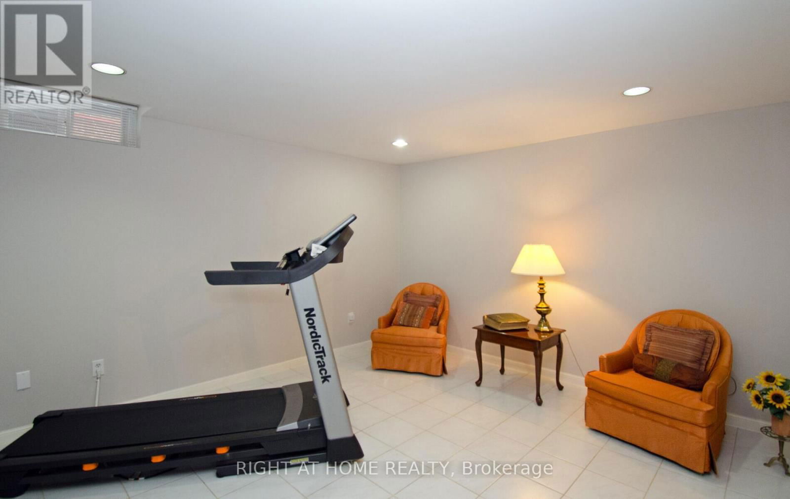 54 FERGUSON PLACE Image 41