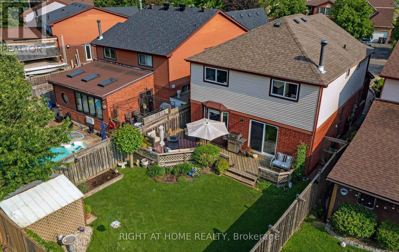 54 FERGUSON PLACE Image 45