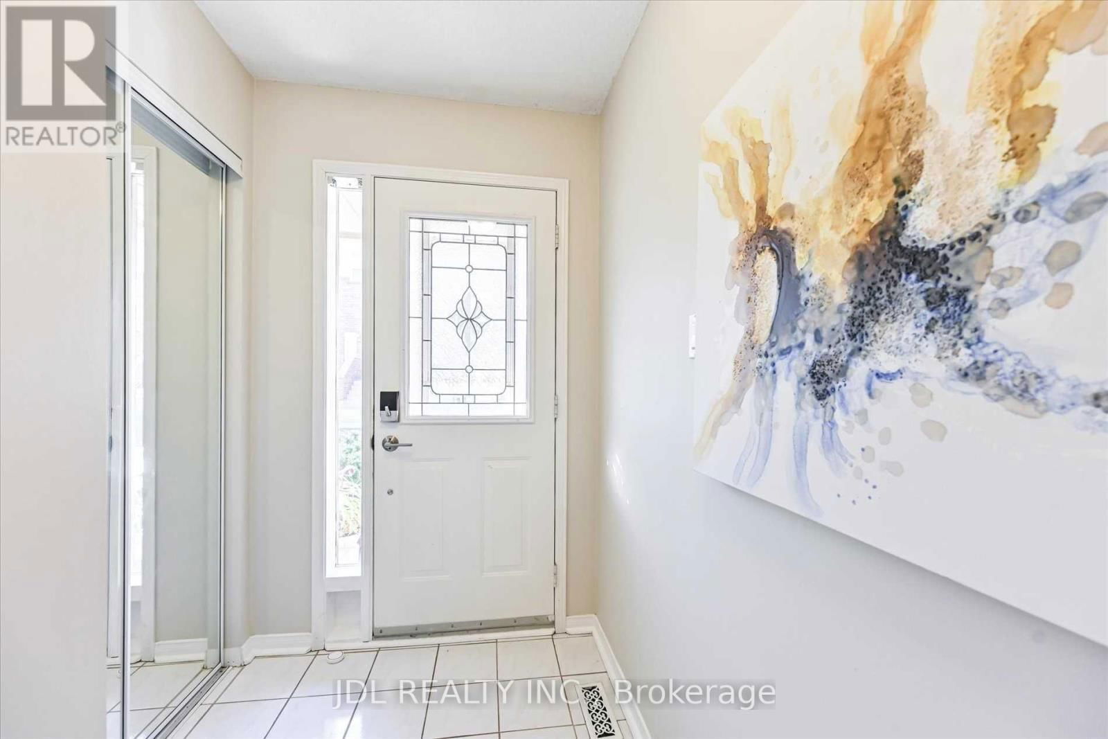 4 - 1500 REEVES GATE Image 4
